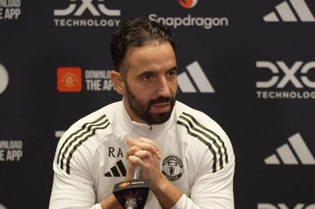 这是一个不, 在场上的那 这是一个不, 在场上的那